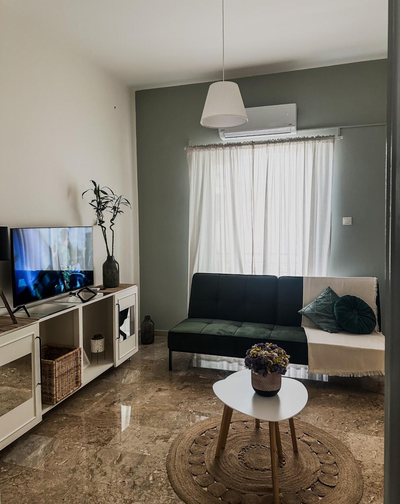 Apartamento Anesis With A Yard Kalamata Exterior foto
